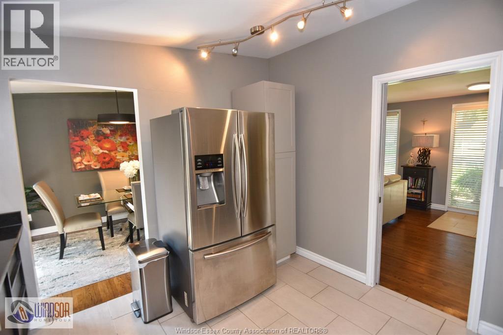 3490 St. Patricks Drive, Windsor, Ontario  N9E 3H4 - Photo 18 - 26018356
