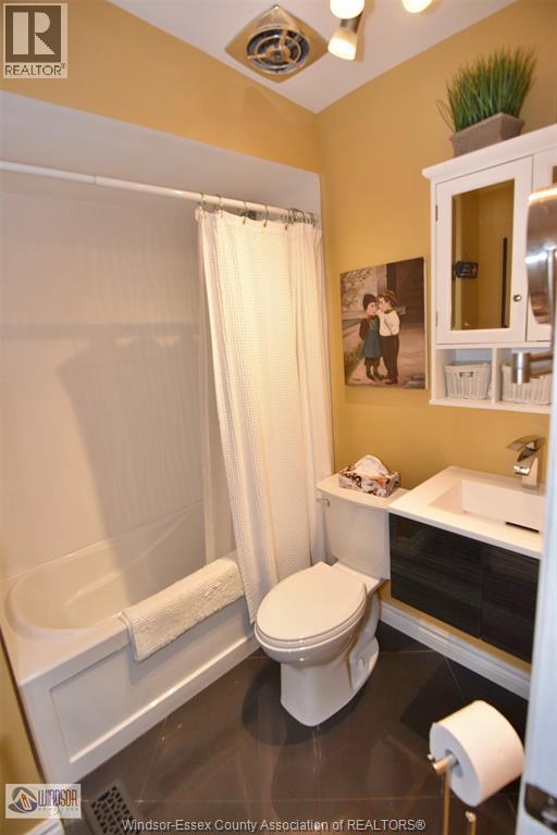 3490 St. Patricks Drive, Windsor, Ontario  N9E 3H4 - Photo 24 - 26018356