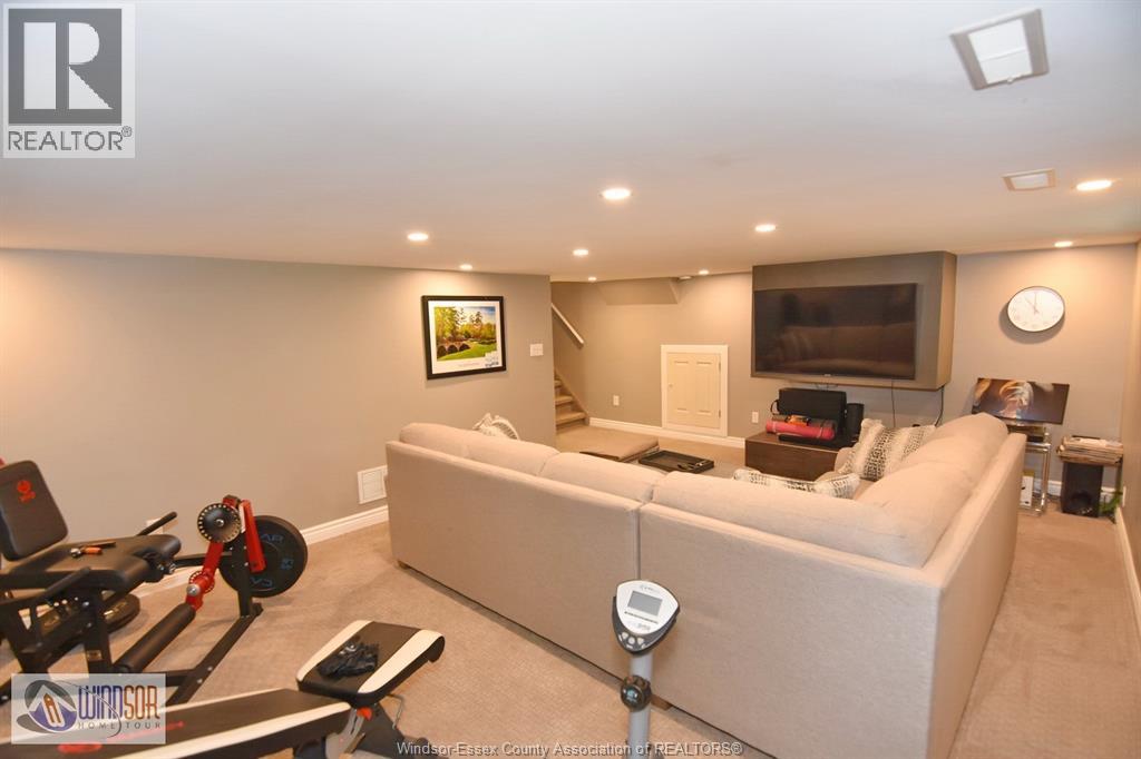 3490 St. Patricks Drive, Windsor, Ontario  N9E 3H4 - Photo 34 - 26018356