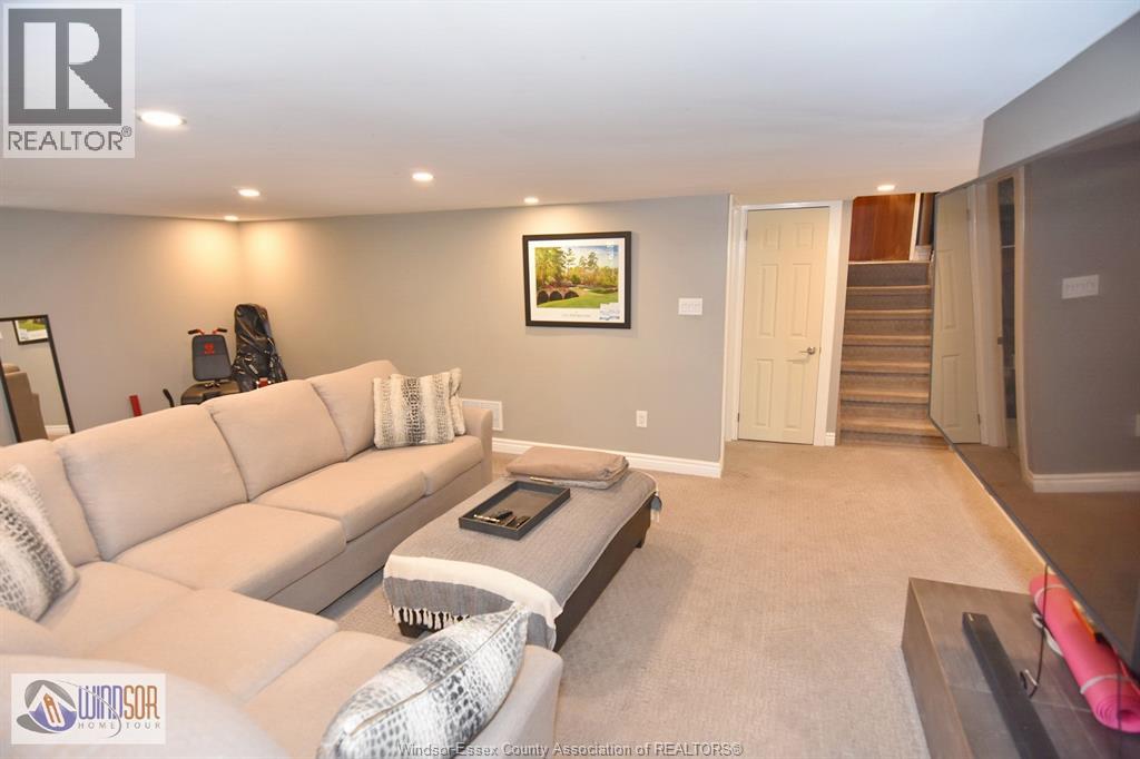 3490 St. Patricks Drive, Windsor, Ontario  N9E 3H4 - Photo 35 - 26018356