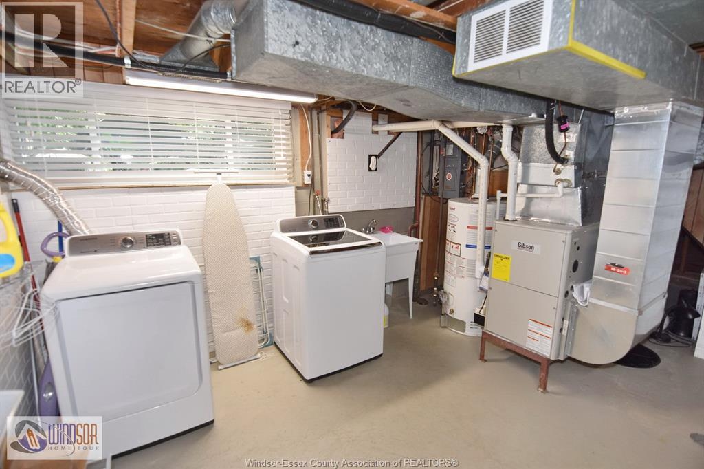 3490 St. Patricks Drive, Windsor, Ontario  N9E 3H4 - Photo 38 - 26018356