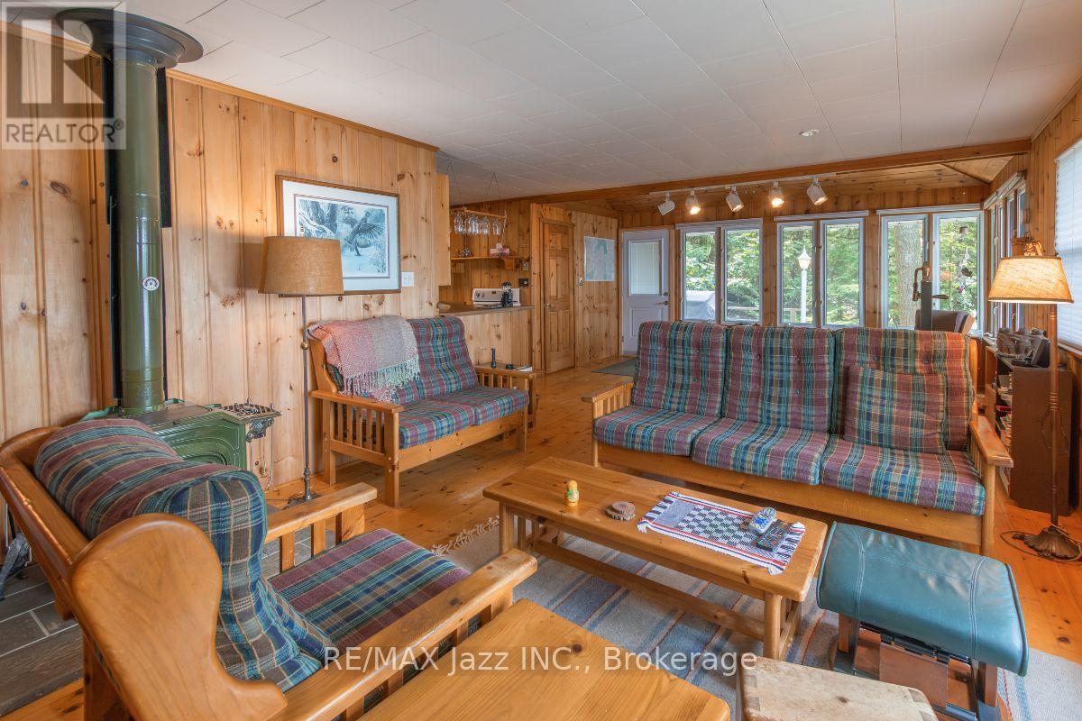 1022 Two Dogs Lane, Algonquin Highlands, Ontario  K0M 1J2 - Photo 15 - X13617948
