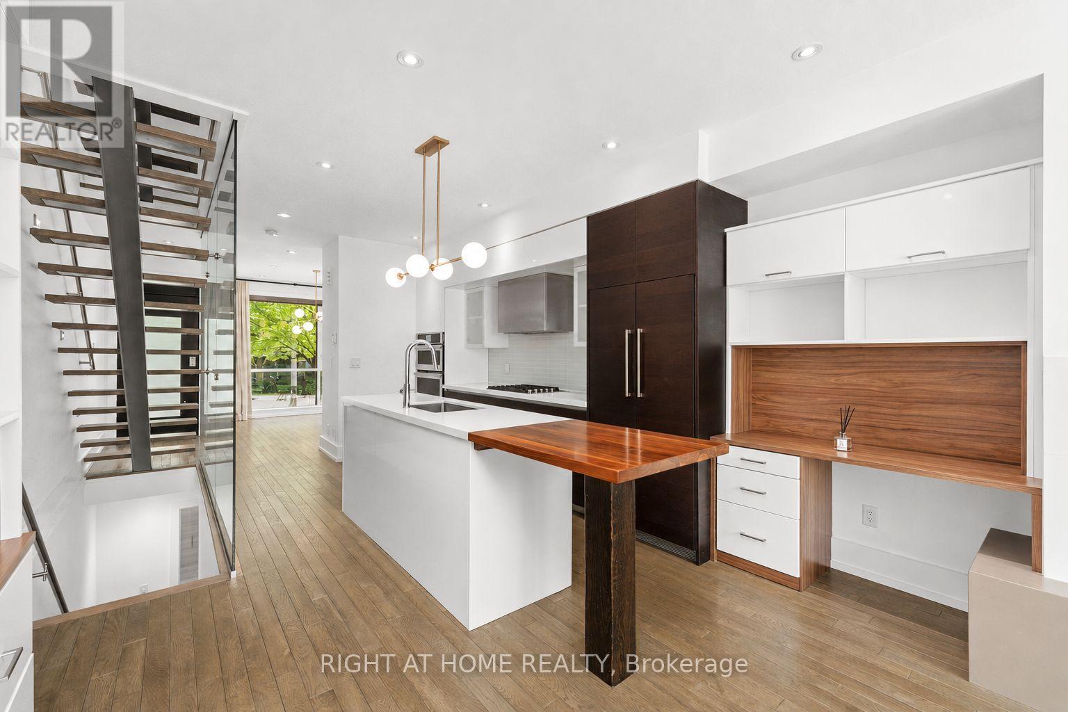 11 - 66 Havelock Street, Toronto, Ontario  M6H 0C4 - Photo 9 - C13617594