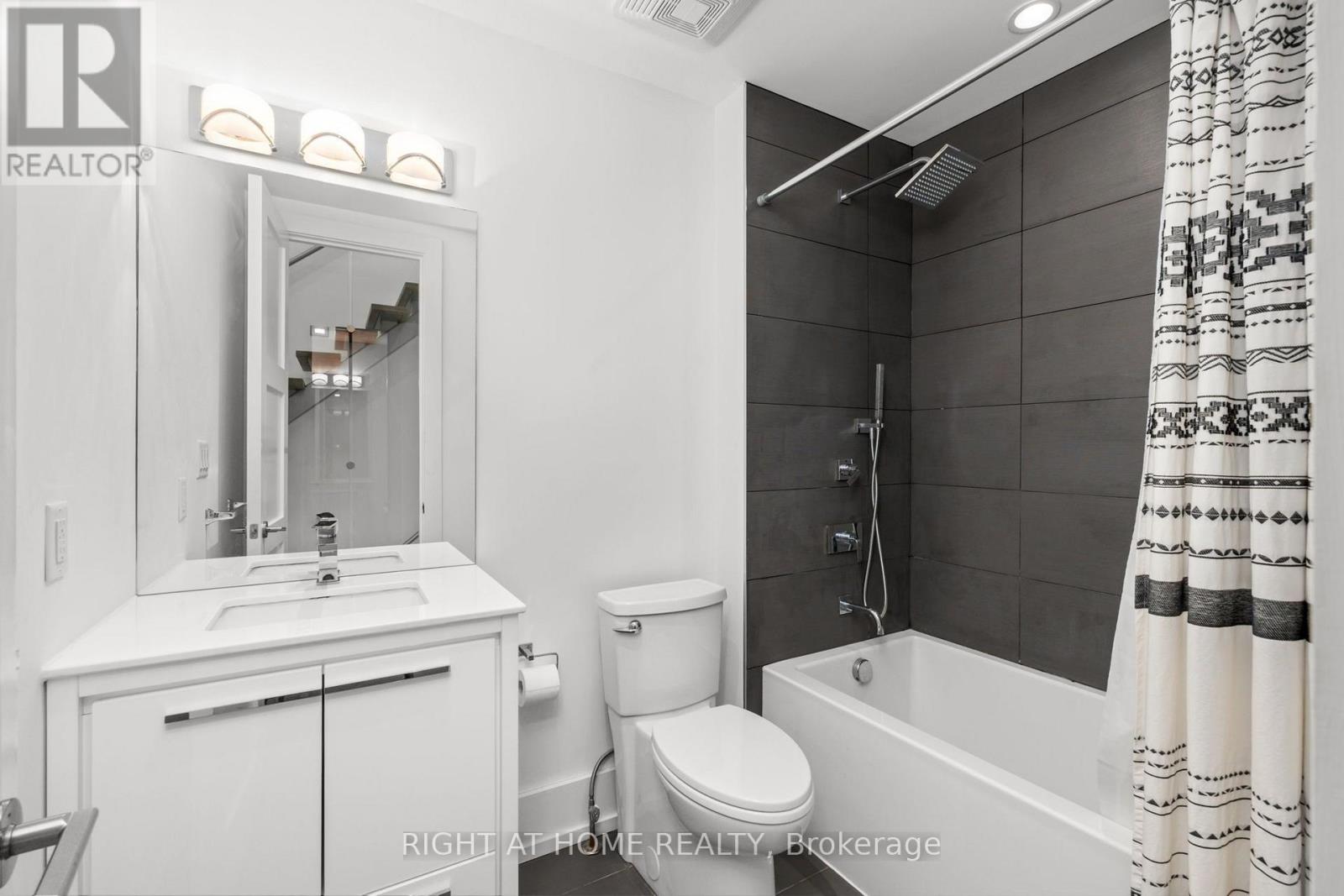 11 - 66 Havelock Street, Toronto, Ontario  M6H 0C4 - Photo 21 - C13617594