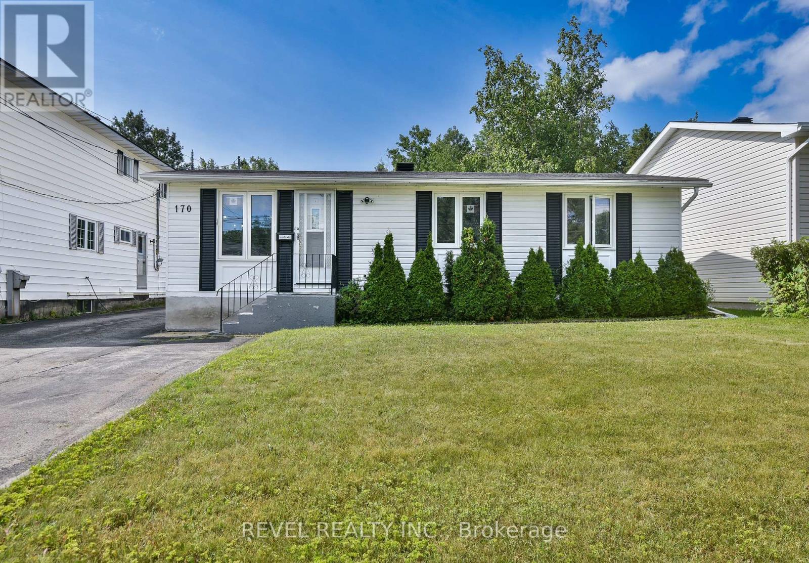 170 Fourth Avenue, Timmins, Ontario  P0N 1G0 - Photo 1 - T13618224