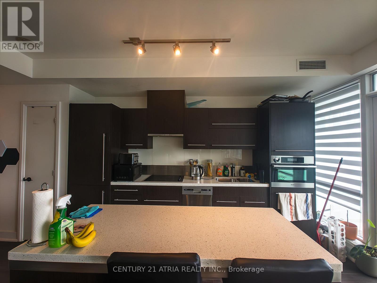 2710 - 80 John Street, Toronto, Ontario  M5V 3X4 - Photo 3 - C13618114