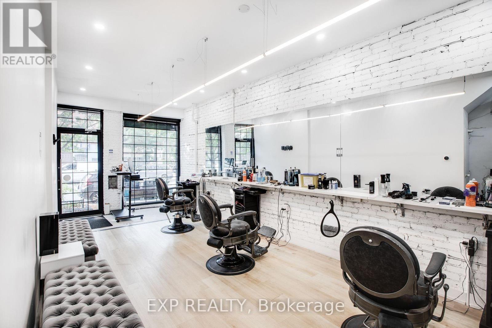 Retail - 1918 Gerrard Street E, Toronto, Ontario  M4L 2C1 - Photo 8 - E13618084