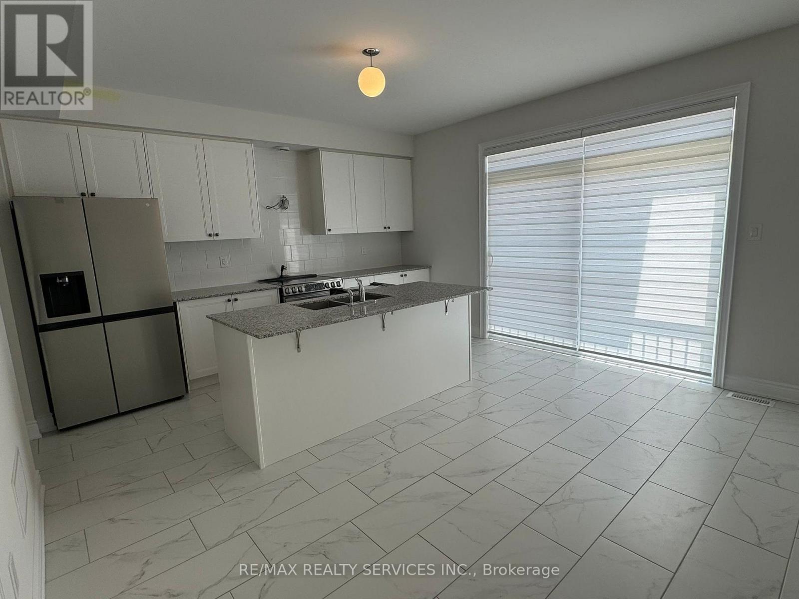 202 Tennant Circle, Vaughan, Ontario  L4H 5L4 - Photo 16 - N13618118