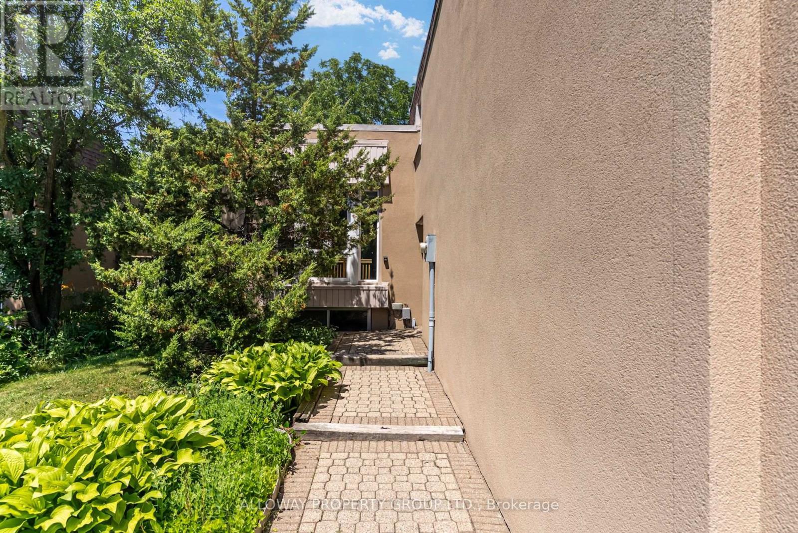 32 Reesorville Road, Markham, Ontario  L3P 3L2 - Photo 4 - N13618176