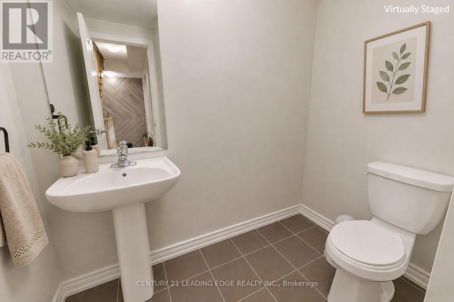 8 Villa Ada Drive, Markham, Ontario  L6B 1N7 - Photo 9 - N13618220