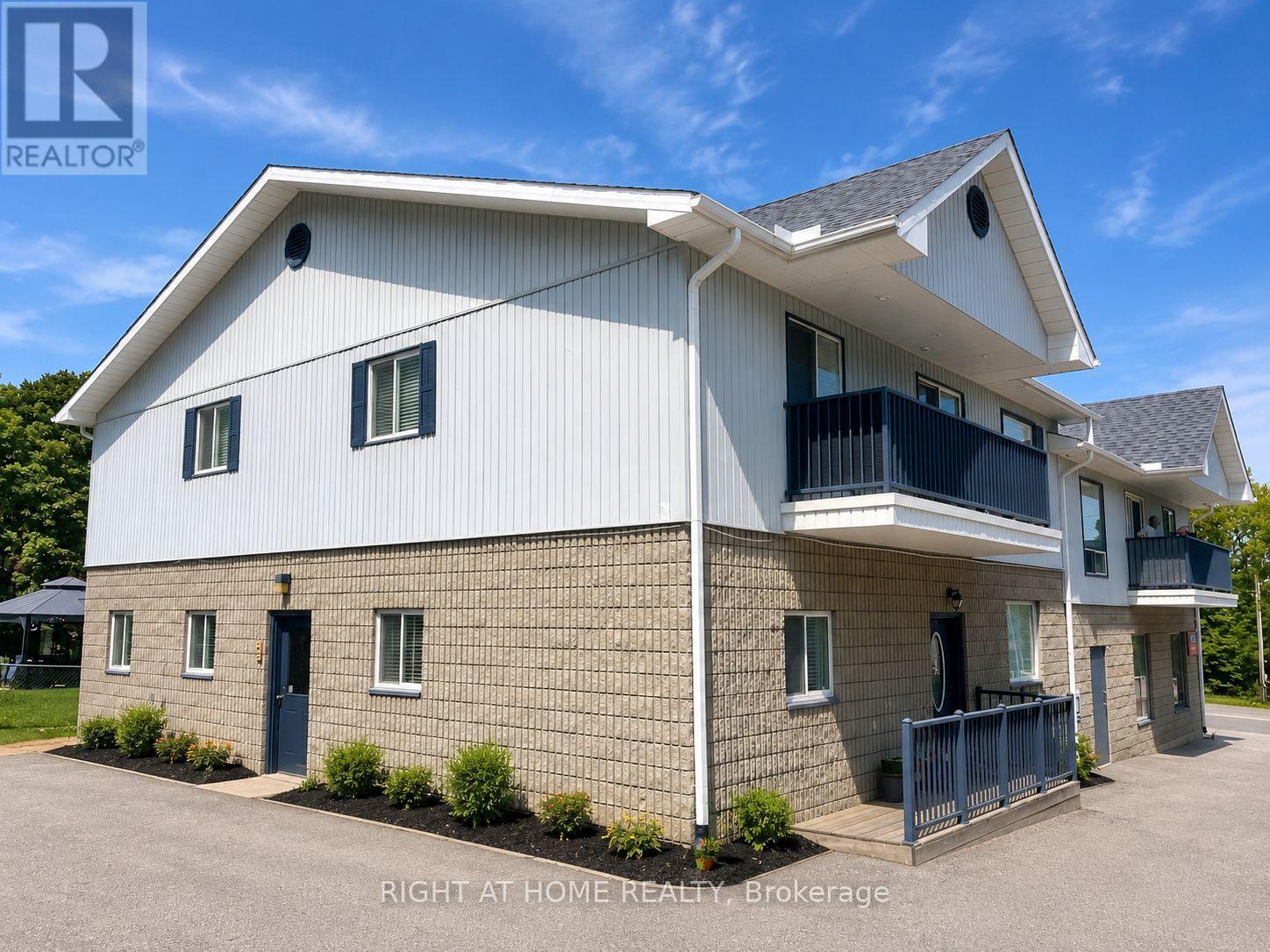 770 Fourth Avenue, Tay, Ontario  L0K 1R0 - Photo 7 - S13618058