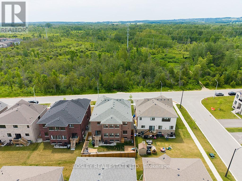 259 Centre Street, Clearview, Ontario  L0M 1S0 - Photo 3 - S13618232