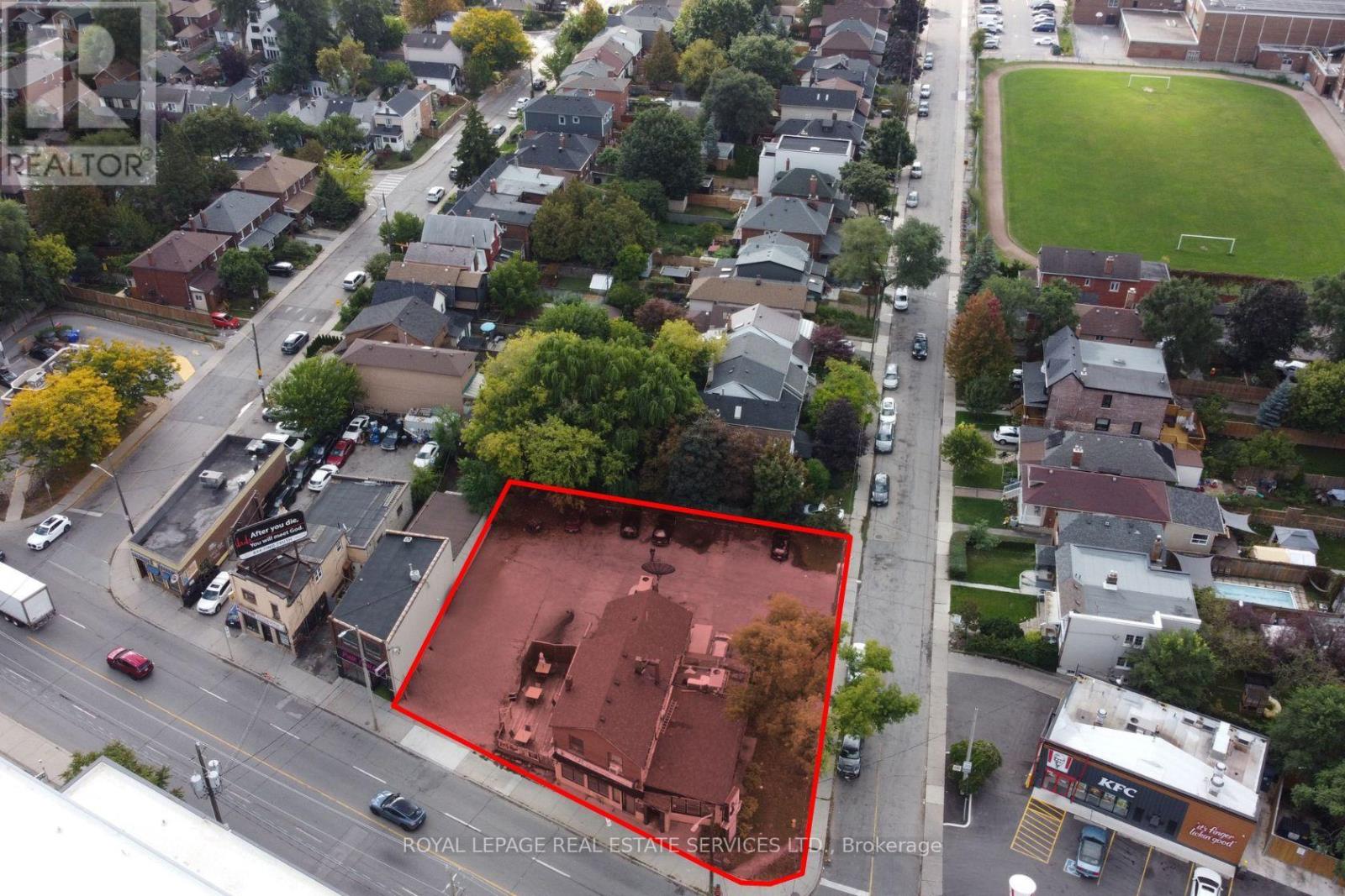 3513 Dundas Street W, Toronto, Ontario  M6S 2S6 - Photo 2 - W13618104