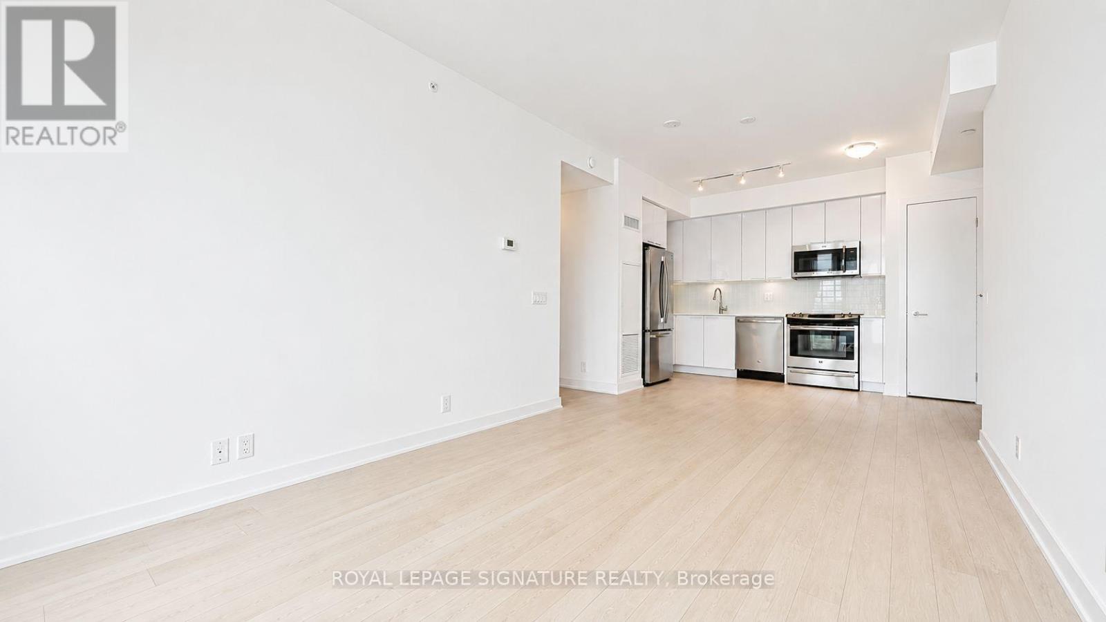 1005 - 10 Parklawn Road, Toronto, Ontario  M8Y 3H8 - Photo 2 - W13618170