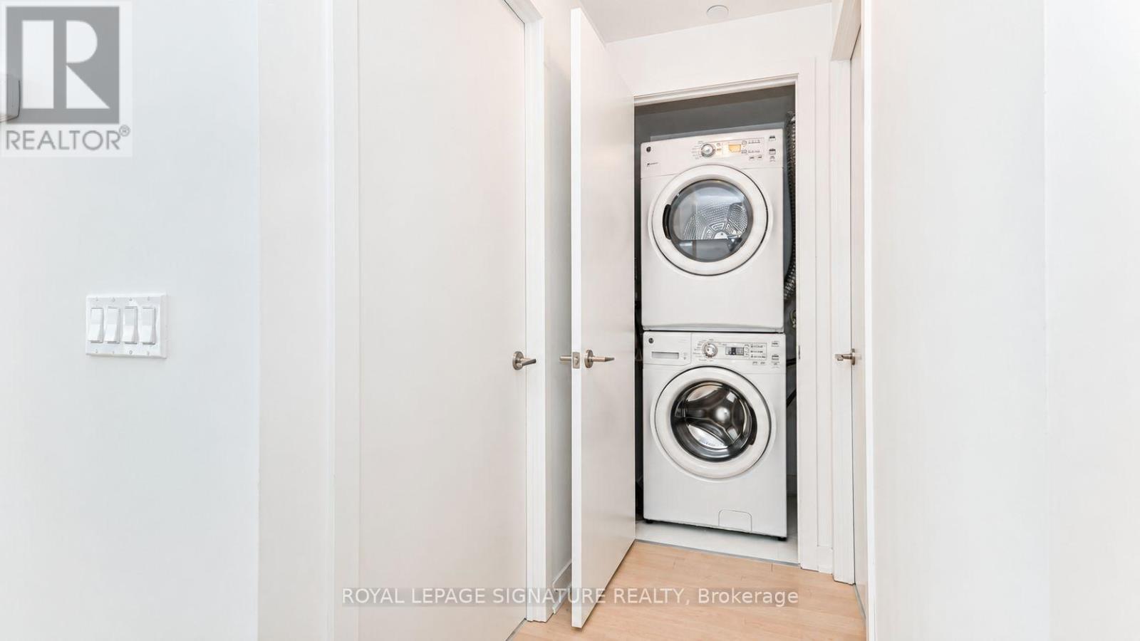 1005 - 10 Parklawn Road, Toronto, Ontario  M8Y 3H8 - Photo 8 - W13618170
