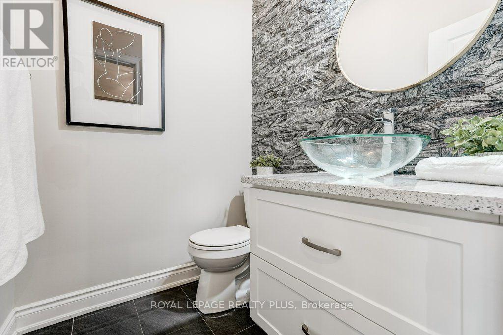 3 Niska Drive, Hamilton, Ontario  L0R 2H3 - Photo 15 - X13618046