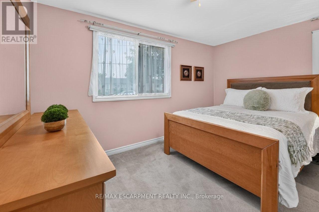 23 Lakeview Avenue, Grimsby, Ontario  L3M 3L9 - Photo 15 - X13618184