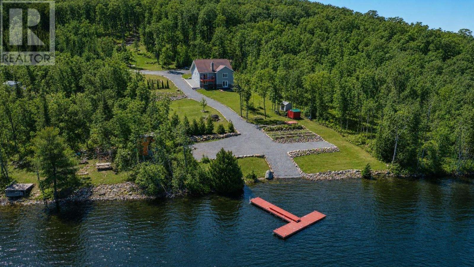 539 Leisure Bay Rd, Blind River, Ontario  P0R 1B0 - Photo 2 - SM260773