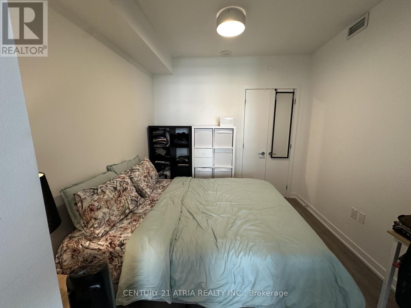 1005 - 357 King Street W, Toronto, Ontario  M5V 0S7 - Photo 8 - C13599406