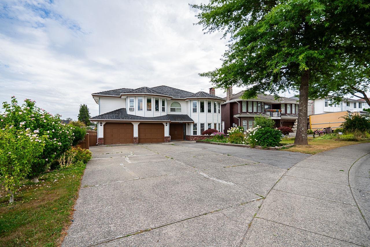 13398 89 Avenue, Surrey, British Columbia  V3V 7W1 - Photo 3 - R3150820