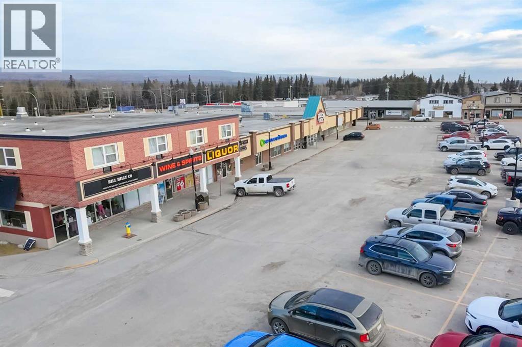 112 Athabasca Avenue, Hinton, Alberta  T7V 2A5 - Photo 12 - A2323123