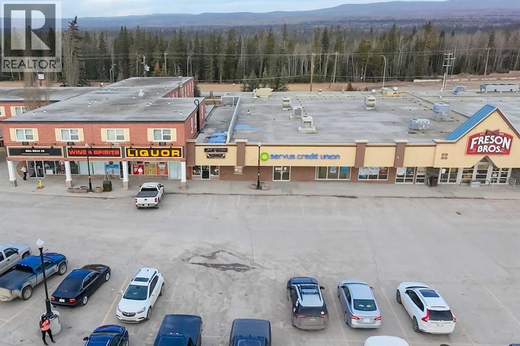 112 Athabasca Avenue, Hinton, Alberta  T7V 2A5 - Photo 9 - A2323123