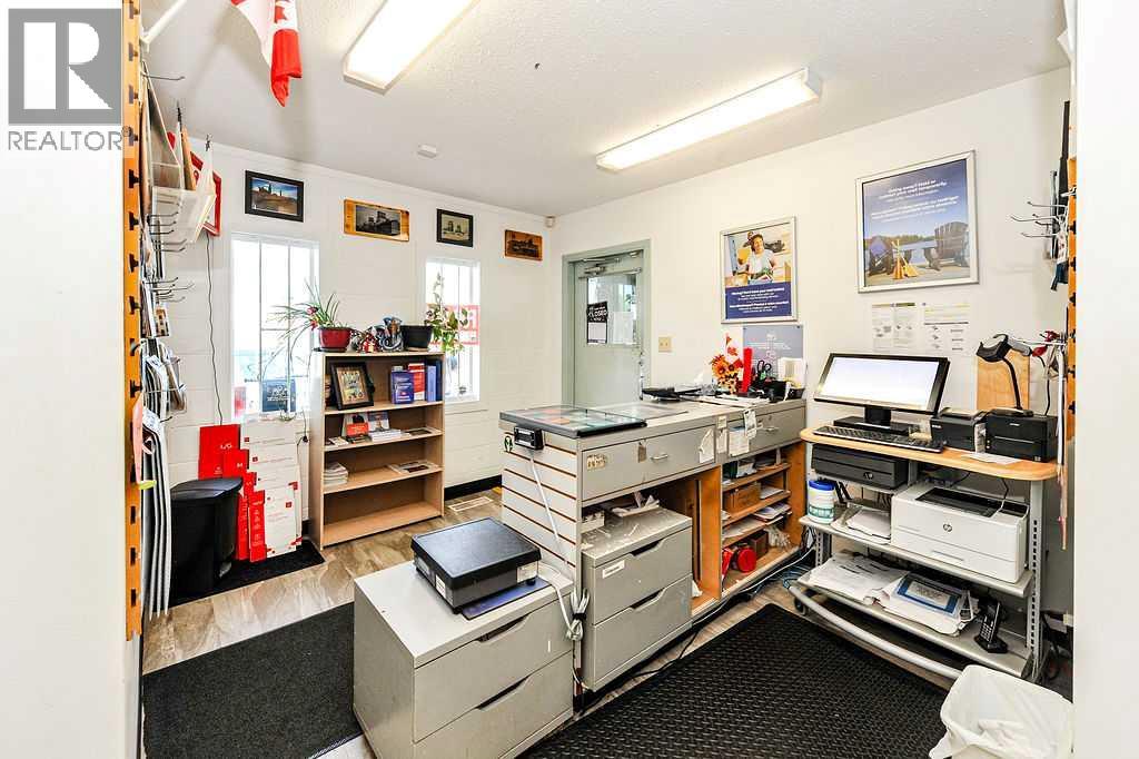 9 Main Street, Hay Lakes, Alberta  T0B 1W0 - Photo 12 - A2330457