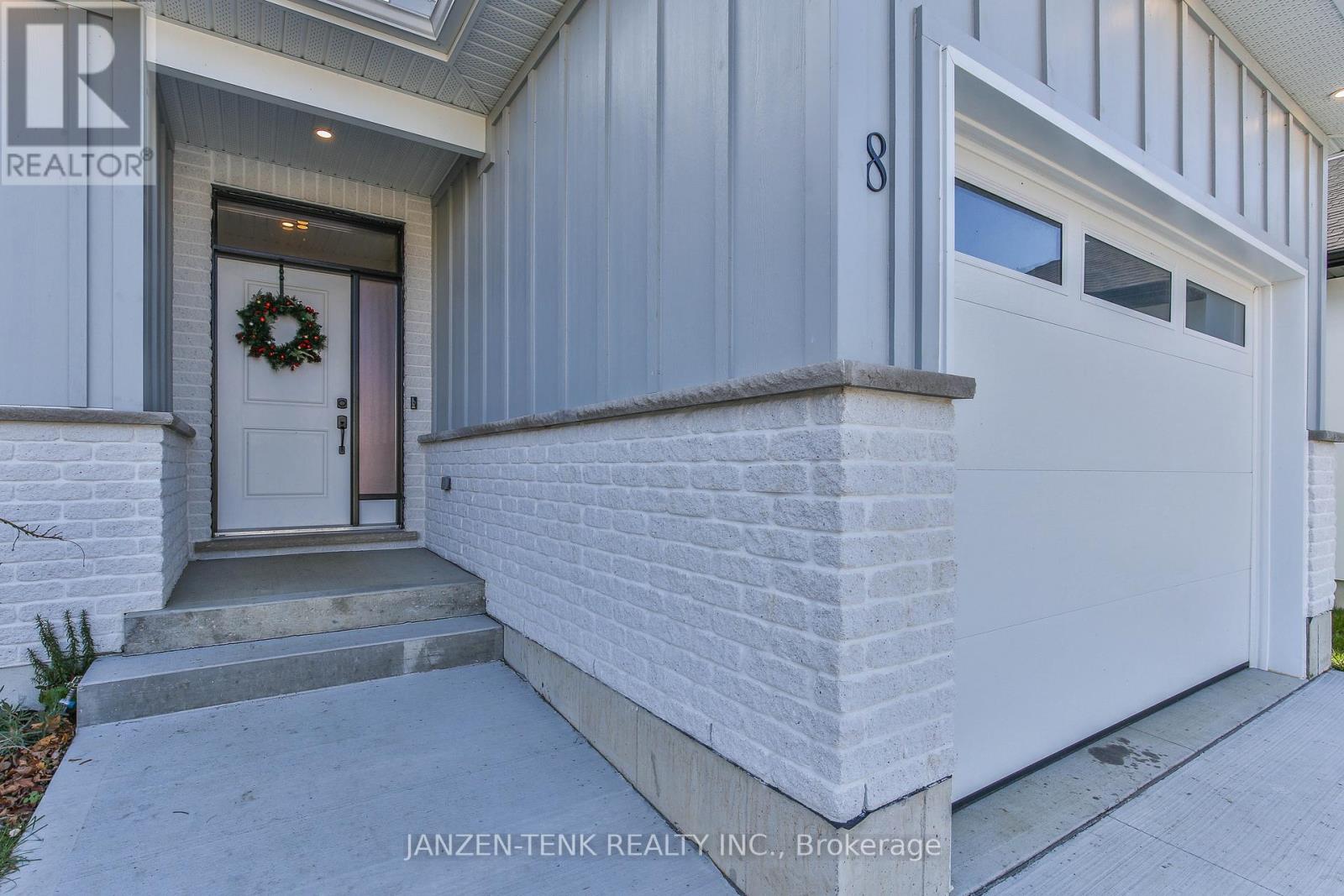 8 CHARLES COURT, Bayham, Ontario