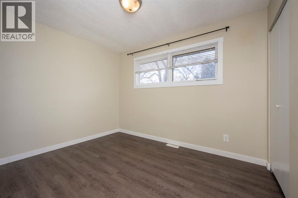 6031 Lacombe Way Sw, Calgary, Alberta  T3E 5T4 - Photo 21 - A2318640