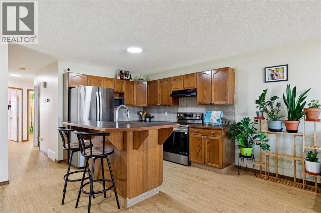 1916b 29 Avenue, Nanton, Alberta  T0L 1R0 - Photo 10 - A2330606