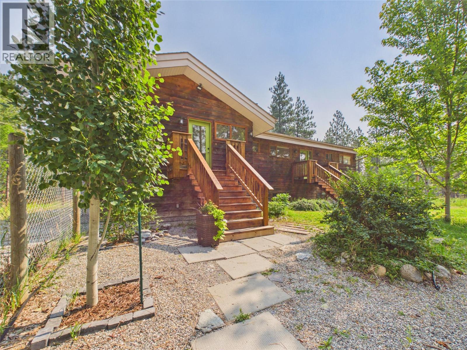 5740 Kennedy Road, Cranbrook, British Columbia V1C 7C1 - Photo 3 - 10396215