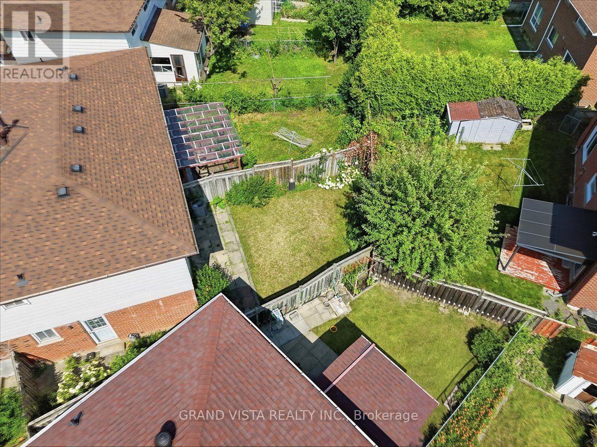 269 Timberbank Boulevard, Toronto, Ontario  M1W 2G9 - Photo 36 - E13611228