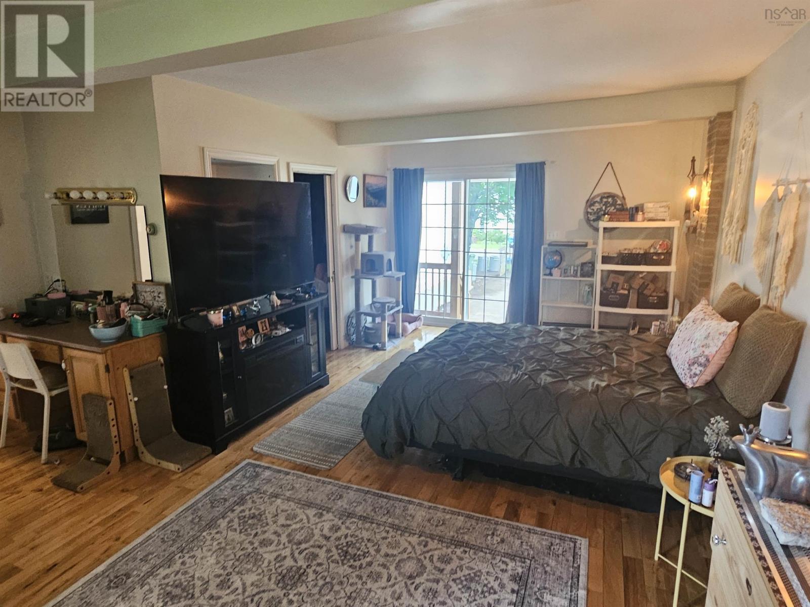 10 Morris Street, Springhill, Nova Scotia  B0M 1X0 - Photo 28 - 202615974