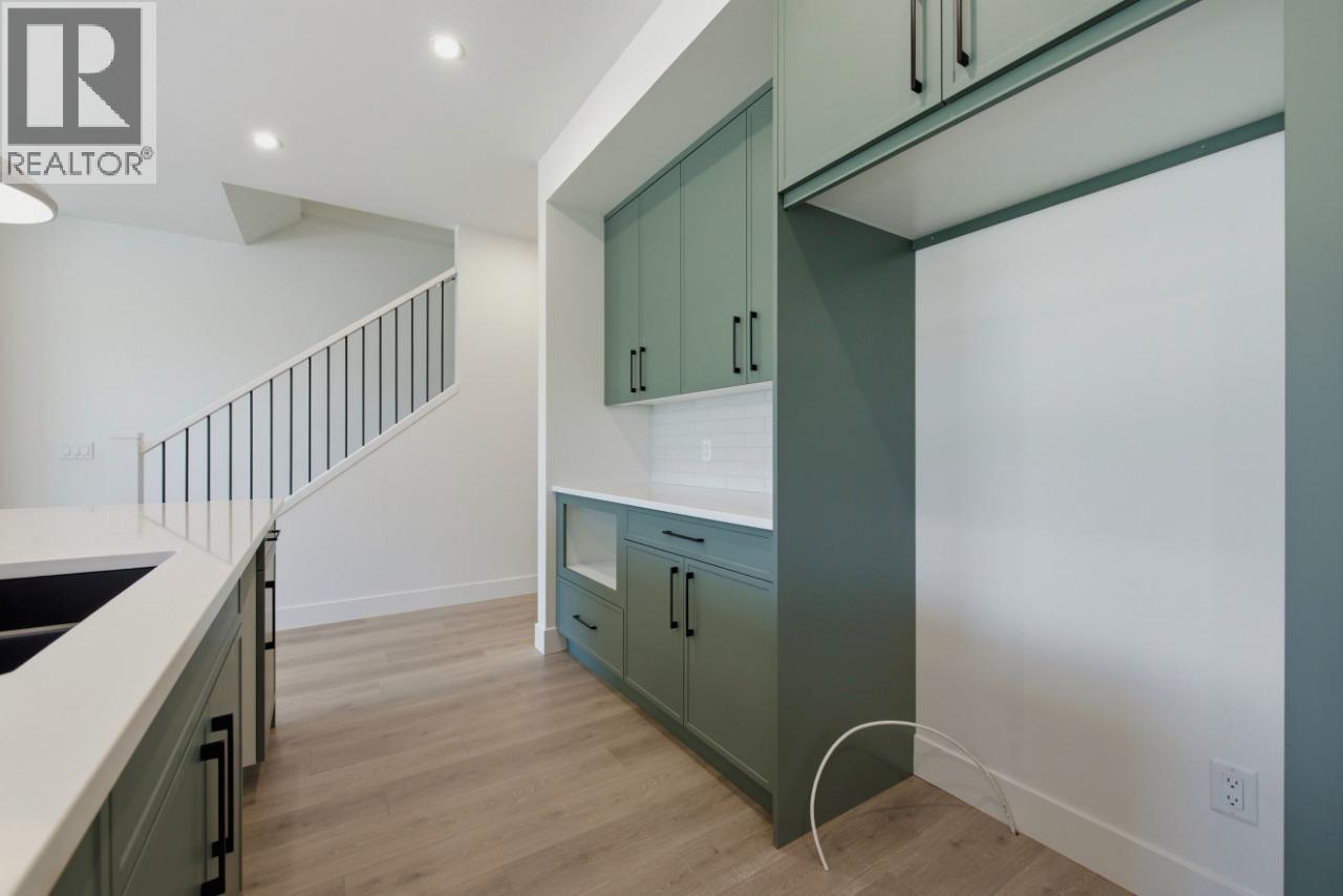 377 Arrowleaf Rise, Coldstream, British Columbia  V1B 0B5 - Photo 9 - 10393250