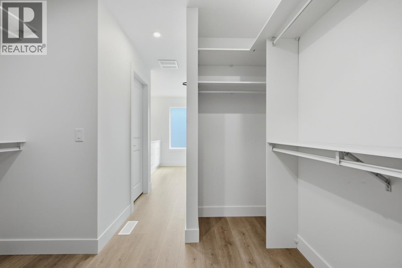 377 Arrowleaf Rise, Coldstream, British Columbia  V1B 0B5 - Photo 24 - 10393250