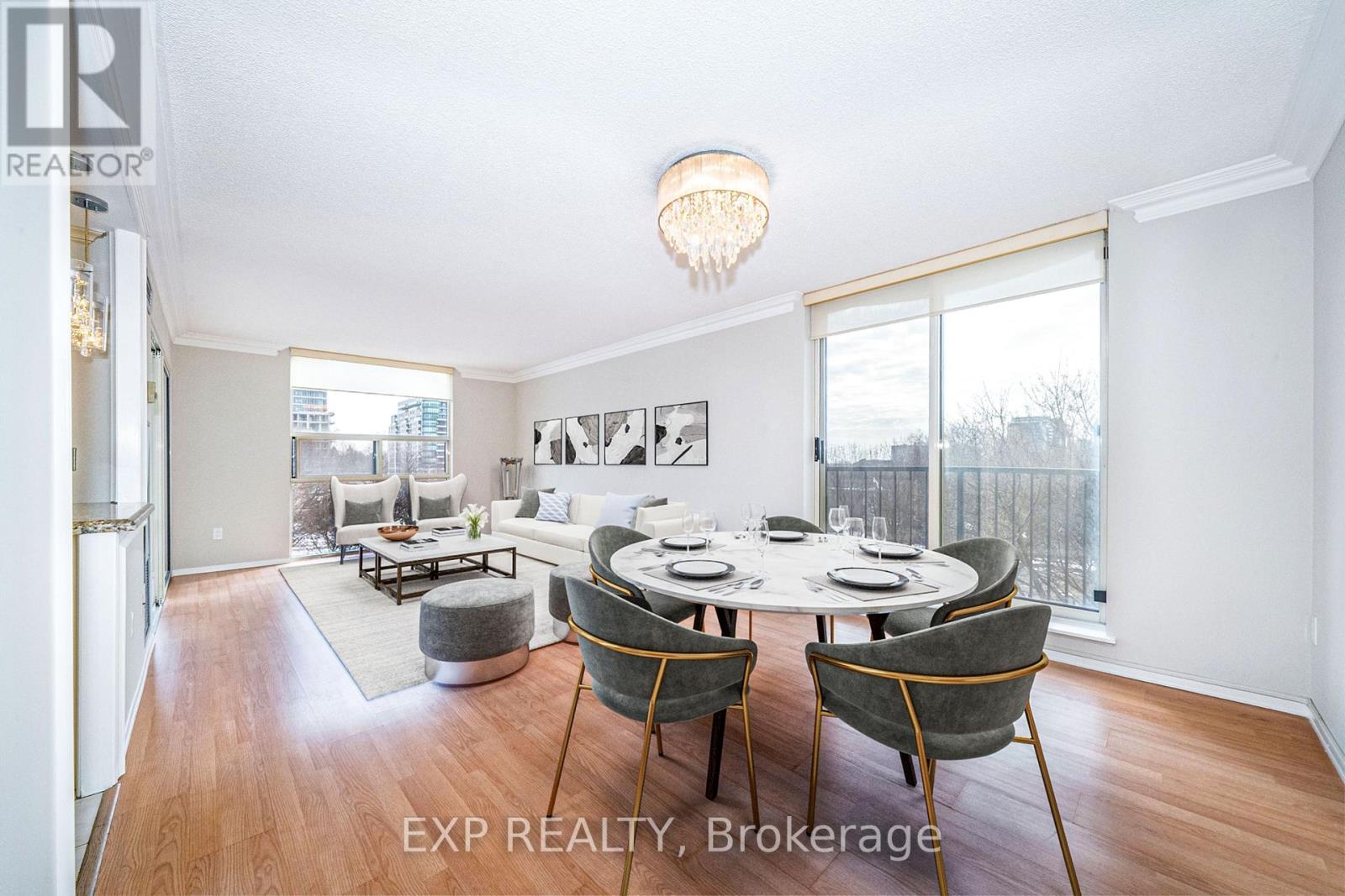 404 - 30 Harding Boulevard W, Richmond Hill, Ontario  L4C 9M3 - Photo 2 - N13618336