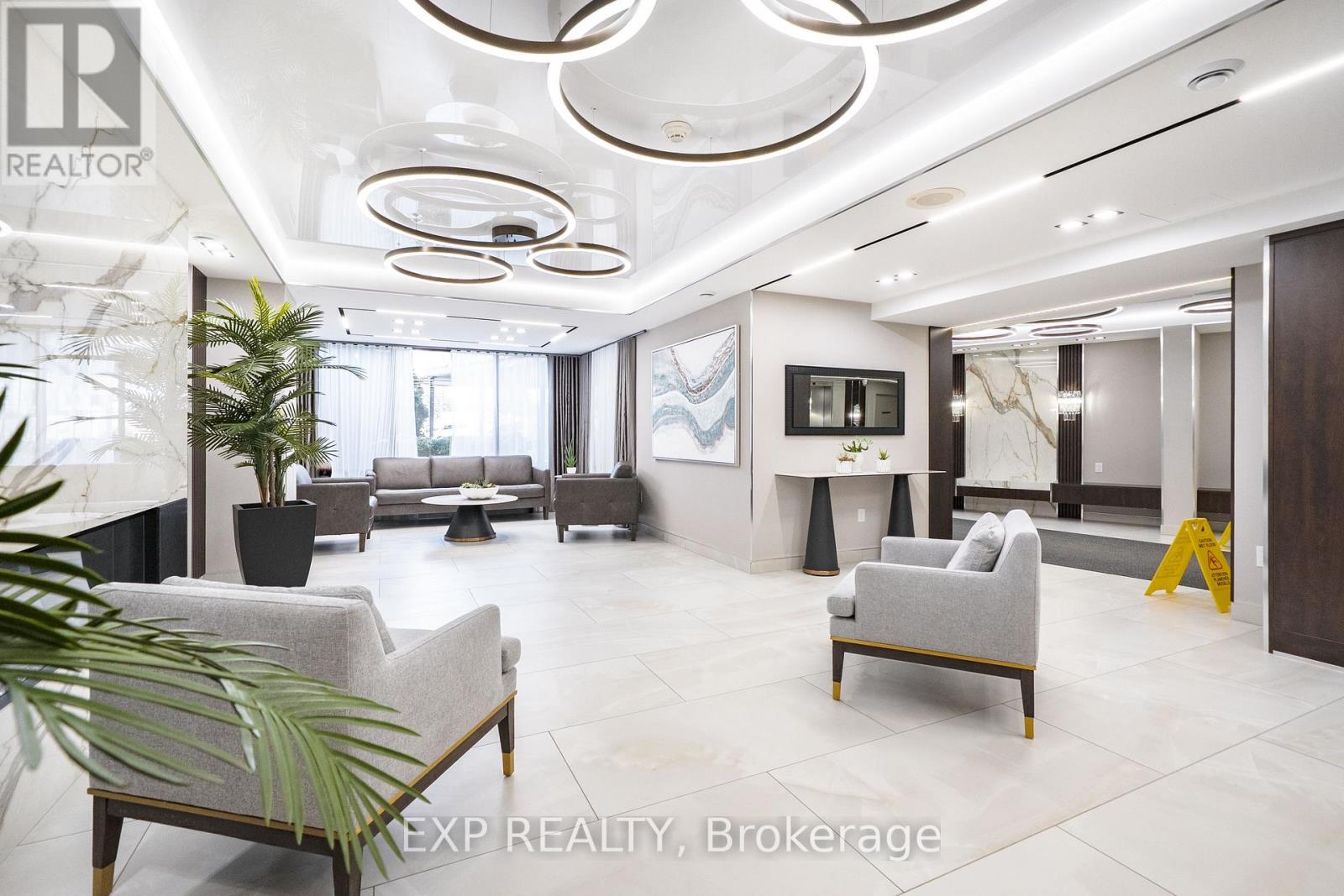 404 - 30 Harding Boulevard W, Richmond Hill, Ontario  L4C 9M3 - Photo 42 - N13618336