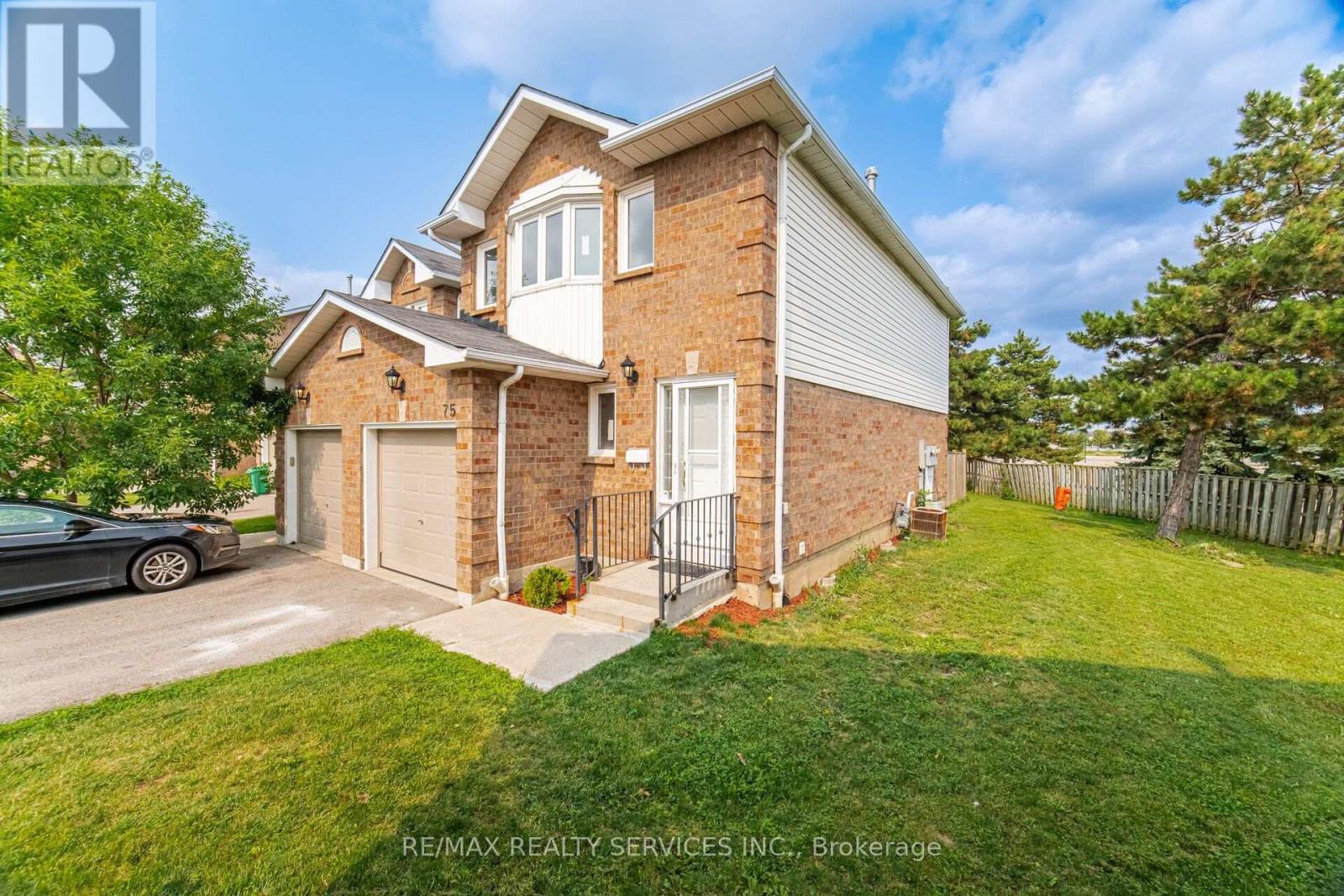 75 - 1484 Torrington Drive, Mississauga, Ontario  L5V 1Y2 - Photo 2 - W13618316