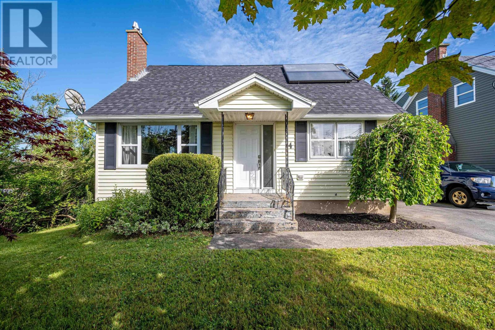 4 Summit Heights Road, Dartmouth, Nova Scotia