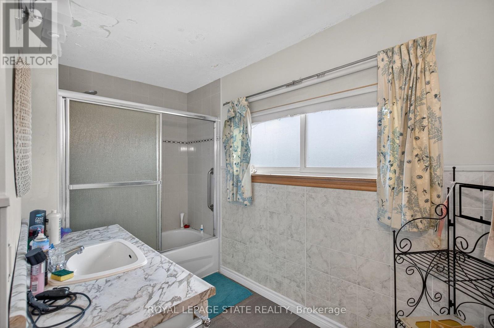 312 East 12th Street, Hamilton, Ontario  L9A 3Y1 - Photo 15 - X13618330