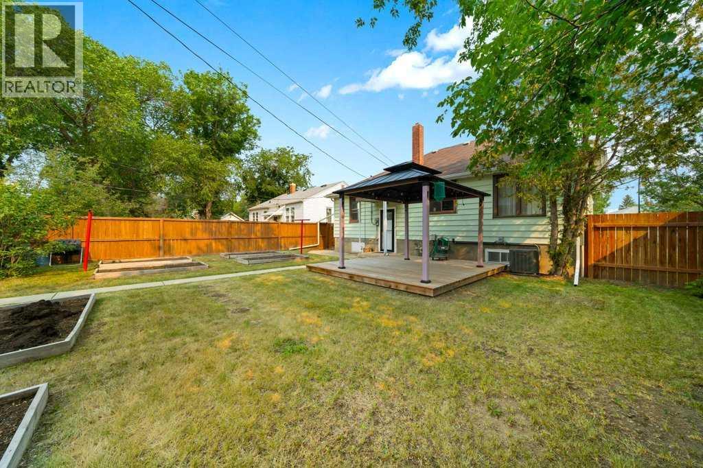 313 6 Street SE, Medicine Hat, Alberta  T1A 1H2 - Photo 31 - A2331774