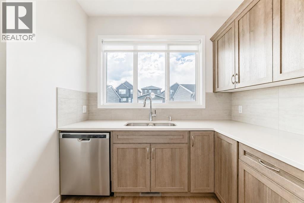 571 Seton Circle Se, Calgary, Alberta  T3M 3G8 - Photo 10 - A2319021