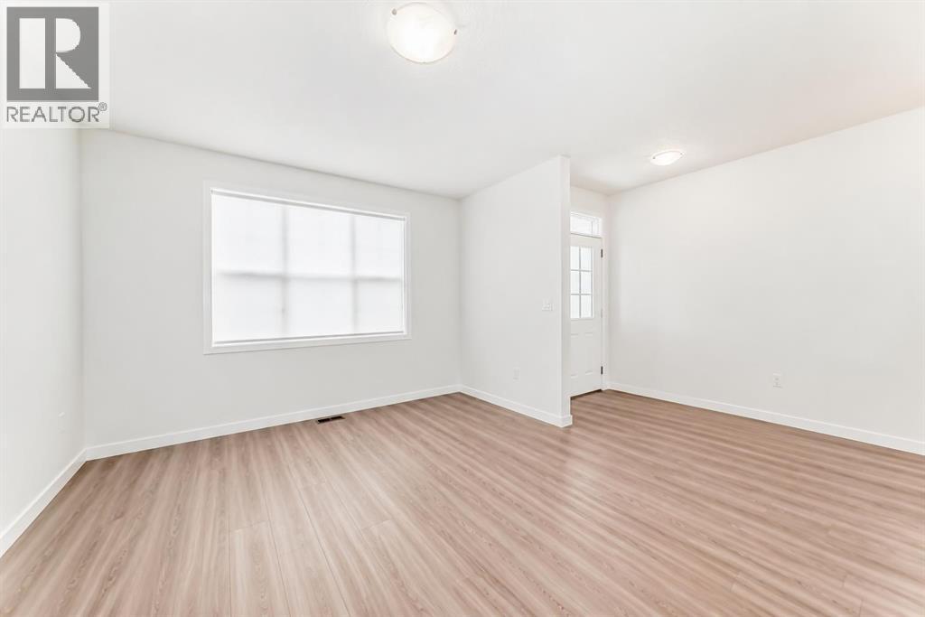 571 Seton Circle Se, Calgary, Alberta  T3M 3G8 - Photo 8 - A2319021