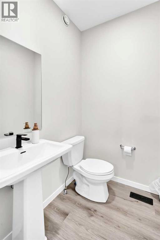 241 Sage Bluff Rise Nw, Calgary, Alberta  T3R 1W2 - Photo 20 - A2329335