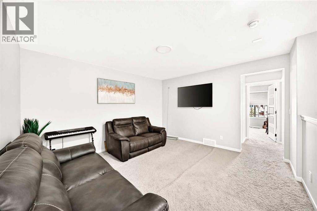 241 Sage Bluff Rise Nw, Calgary, Alberta  T3R 1W2 - Photo 35 - A2329335