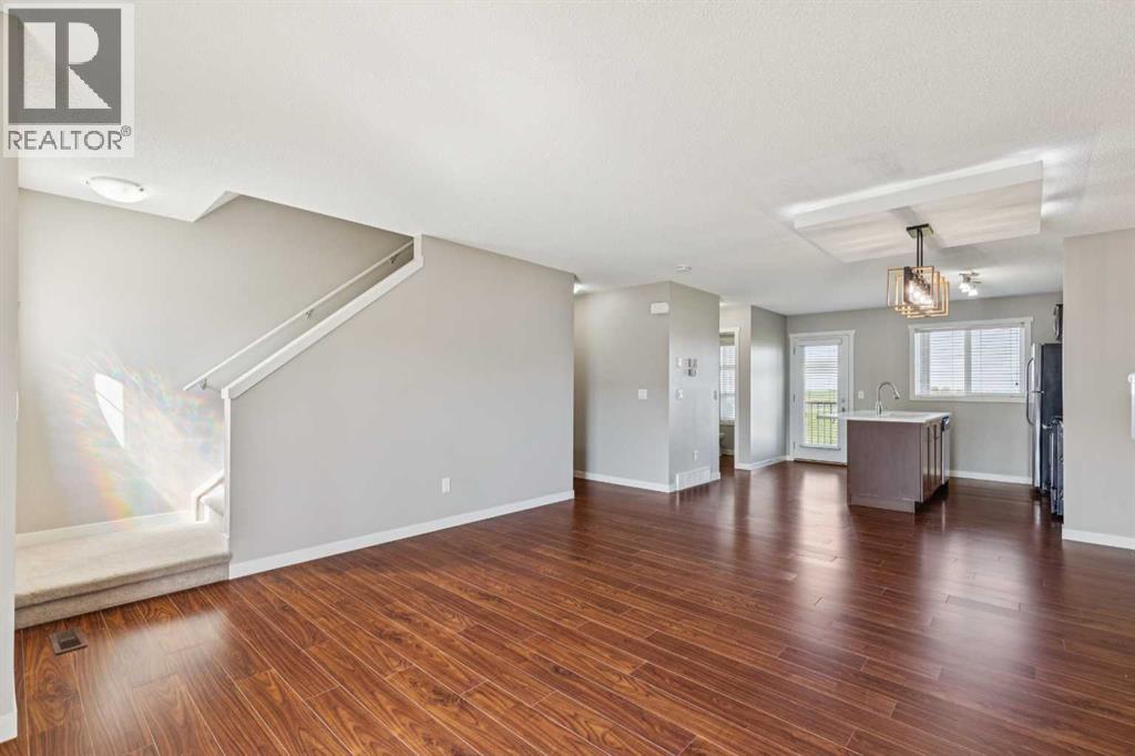 409 Copperpond Landing Se, Calgary, Alberta  T2Z 1G9 - Photo 18 - A2330177