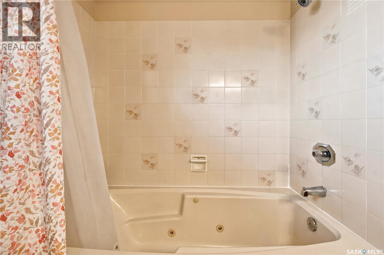 6112 Brunskill Place, Regina, Saskatchewan  S4T 7W7 - Photo 38 - SK043992