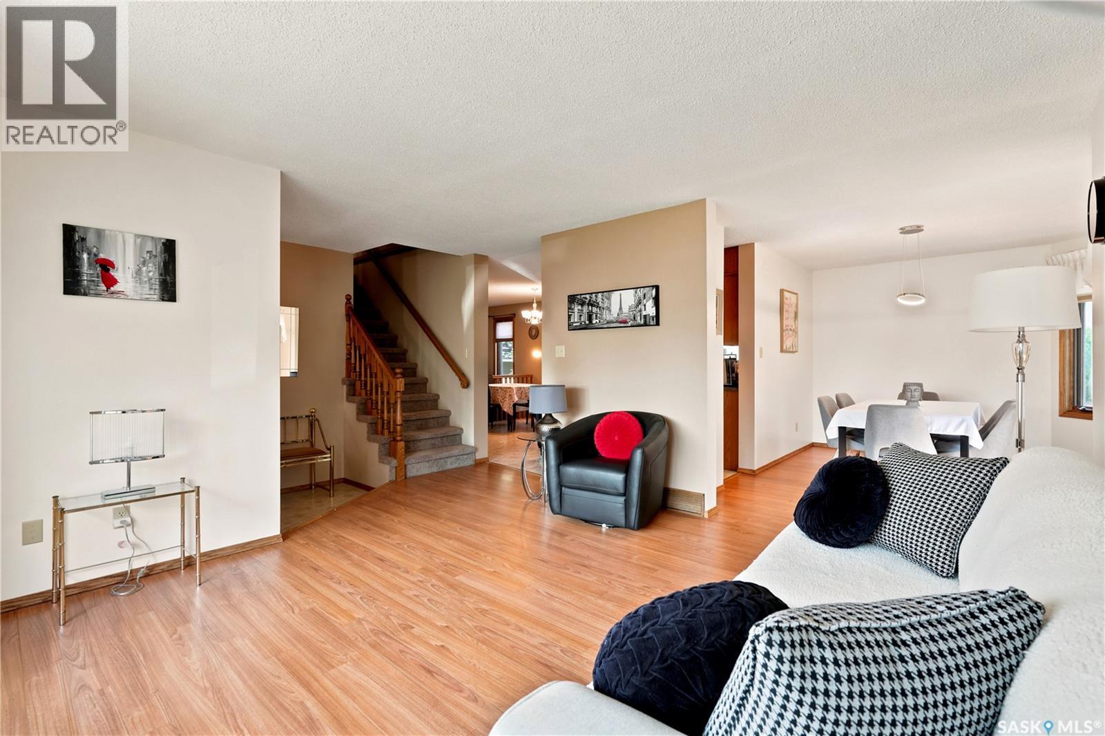 6112 Brunskill Place, Regina, Saskatchewan  S4T 7W7 - Photo 7 - SK043992