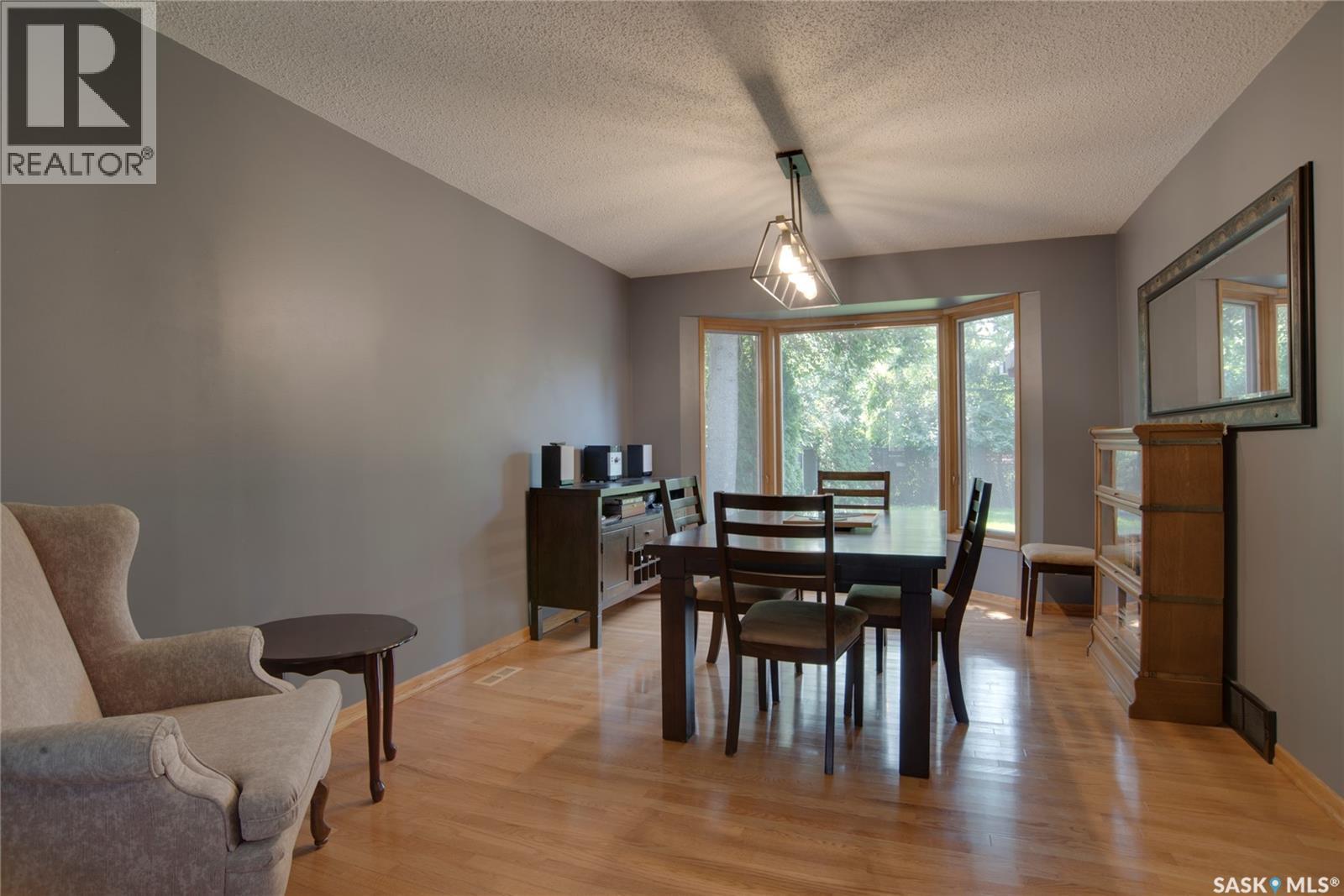 407 Chitek Crescent, Saskatoon, Saskatchewan  S7K 5C1 - Photo 6 - SK043991