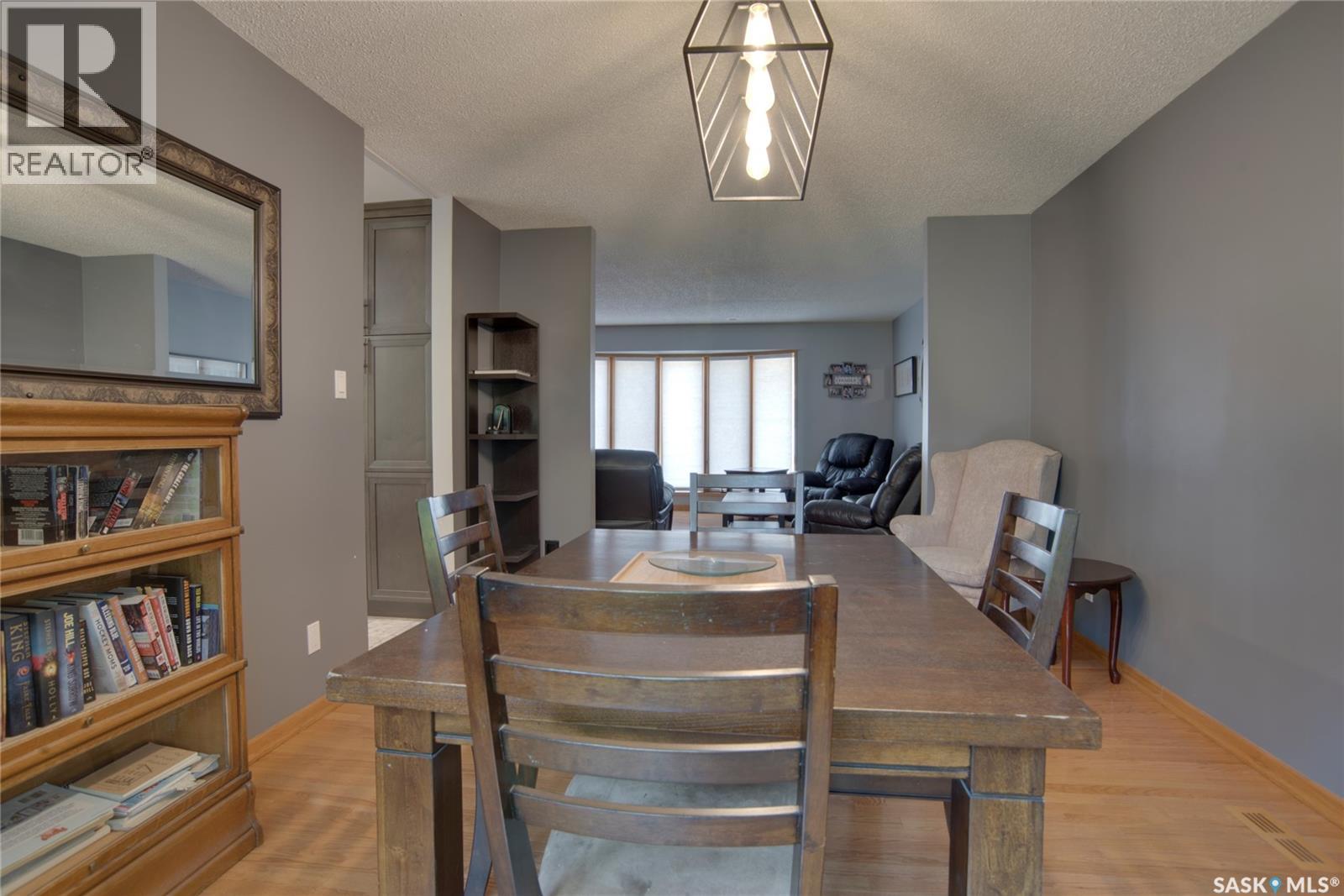 407 Chitek Crescent, Saskatoon, Saskatchewan  S7K 5C1 - Photo 8 - SK043991